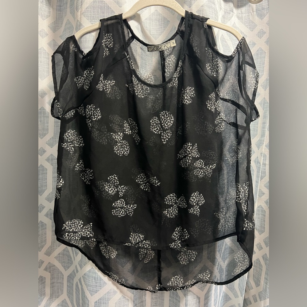 Chloe K sheer short sleeve shoulder cut out top